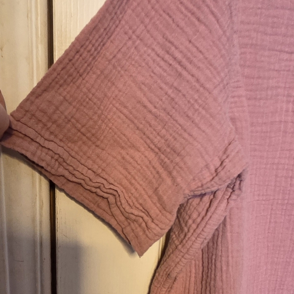 L.L. Bean Women's Mauve Button Down Shirt - Picture 3 of 5